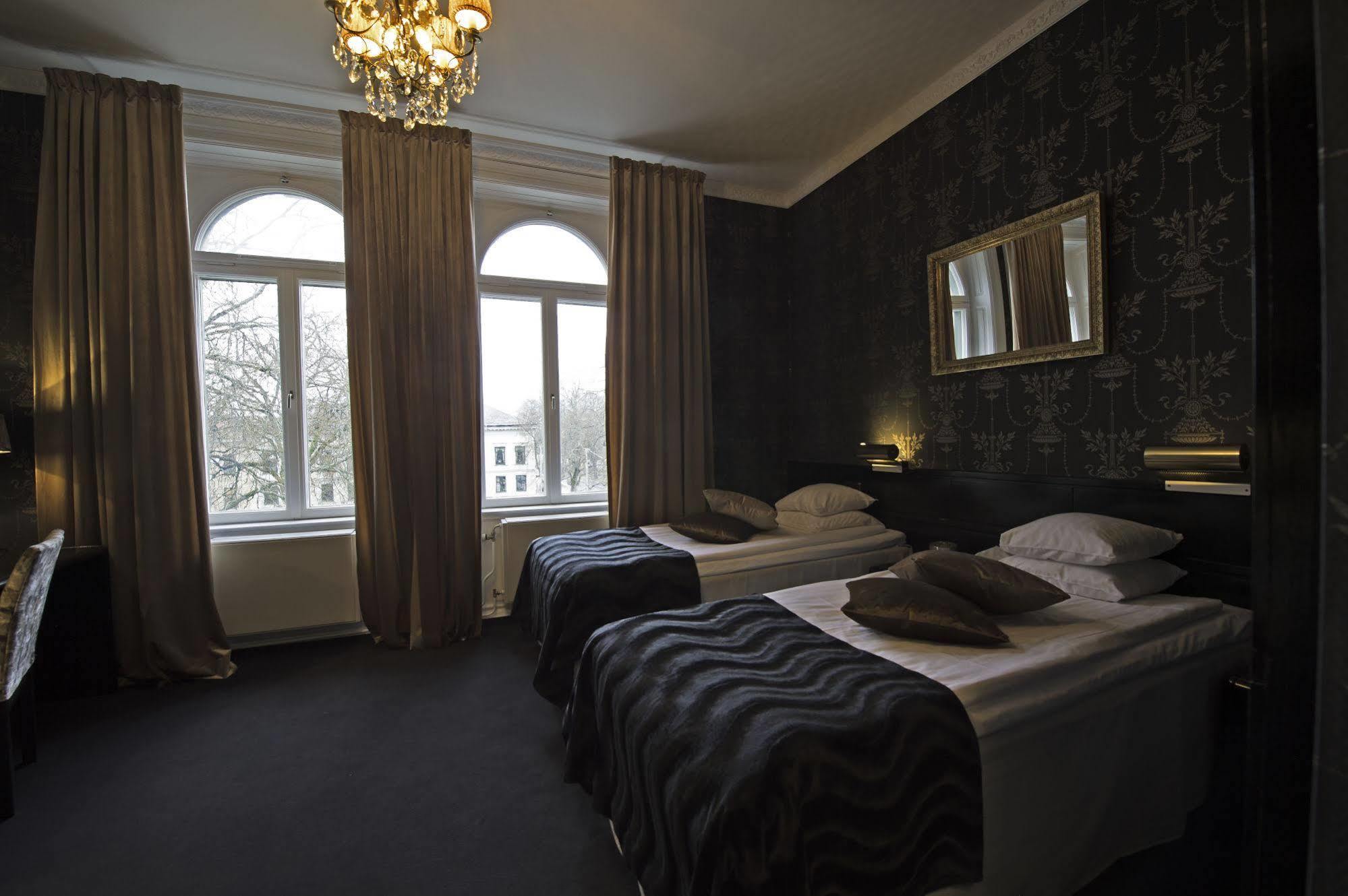 Stadshotellet Lidkoeping Dış mekan fotoğraf